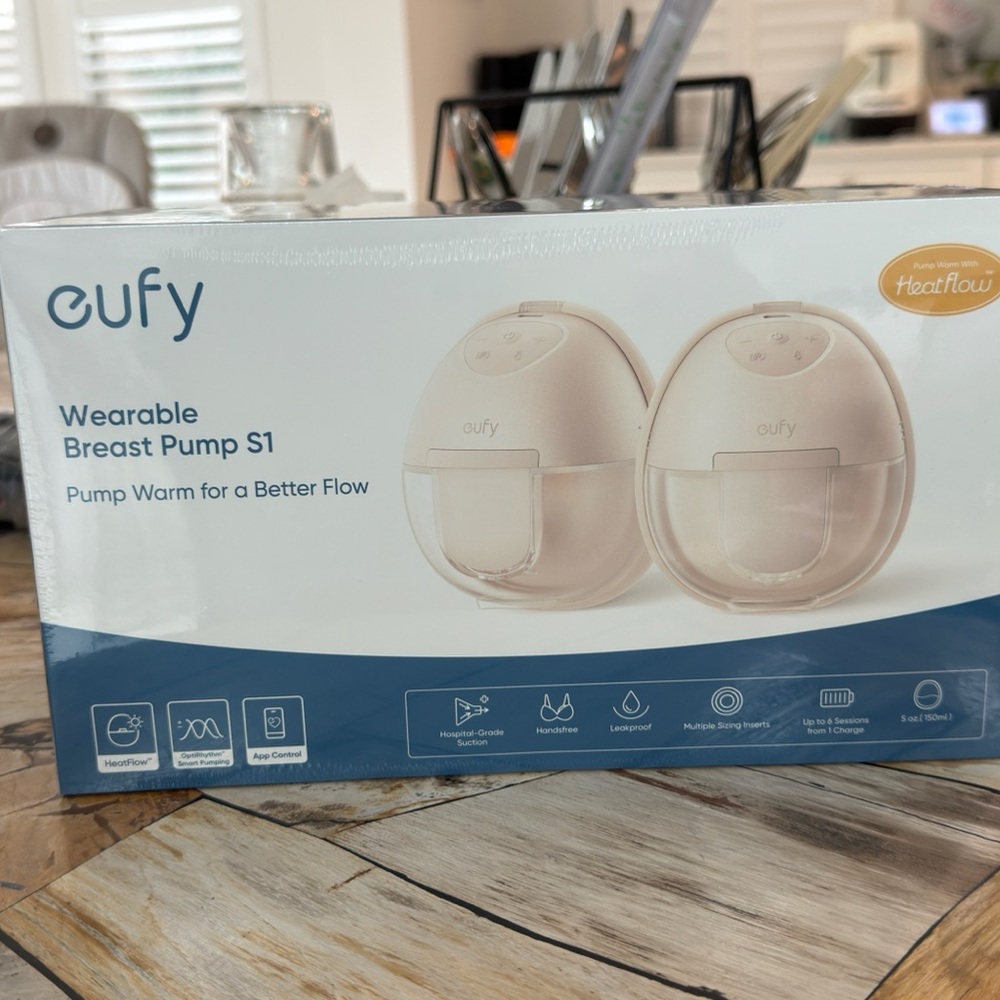 Eufy Wearable Breast Pump S1 - Cream